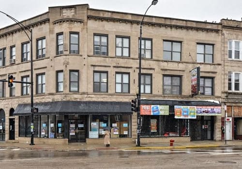 2957-9 N. Milwaukee/3001 N. Central Park property